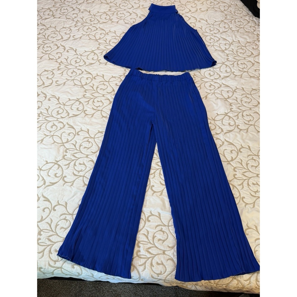 Women's Pleated 2 Piece Set Blue Halter Crop Top Wide Leg Pants Size Small